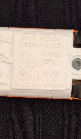 Hot Wheels 1968 Mazda Cosmo Sport 1/64