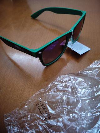 Gafas de sol Makito negras y verdes