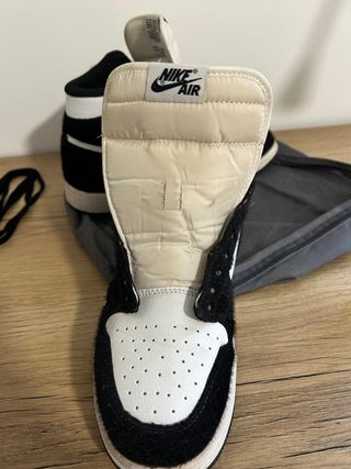 Nike Air Jordan 1 Retro High OG Black White