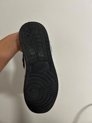 Nike Air Jordan 1 Retro High OG Black White