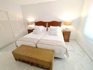 Piso en alquiler en Puerto Banús en Marbella