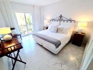 Piso en alquiler en Puerto Banús en Marbella