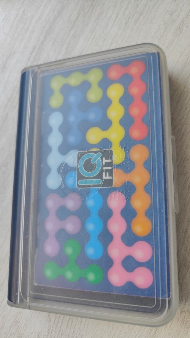 Juego de lógica IQ Fit
