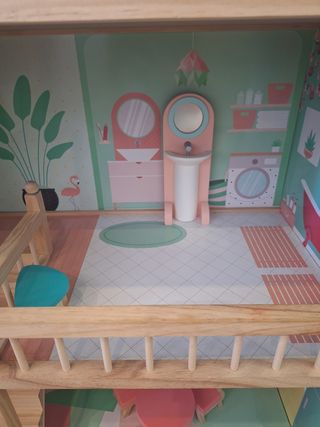 Casa de muñecas con muebles, marca janob