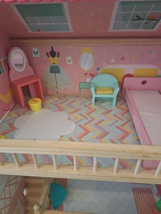 Casa de muñecas con muebles, marca janob