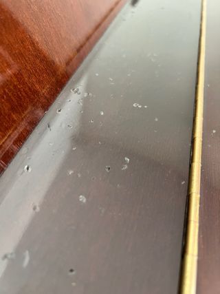 Piano de pared Kawai