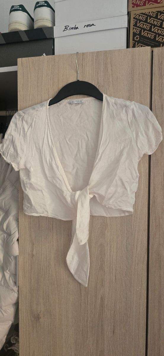 Blusa top Bershka blanca talla XS