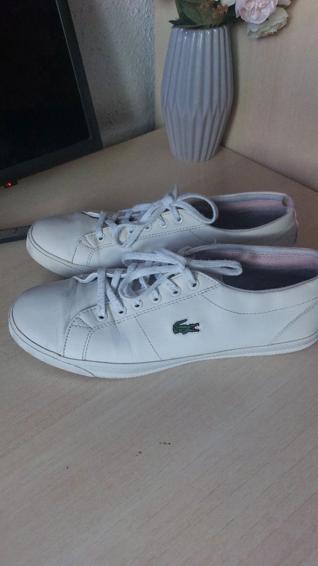 Zapatillas Lacoste originales.