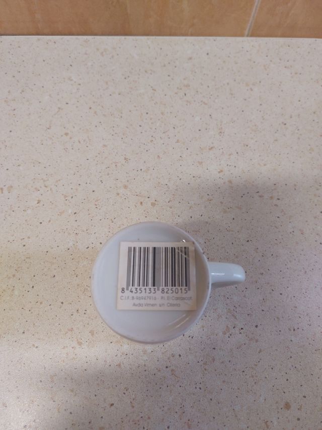 Plato y taza infantil con dibujo