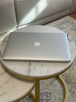 MacBook Pro 2015 con factura impoluto