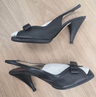 Sandalias de piel negras talla 40