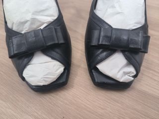 Sandalias de piel negras talla 40