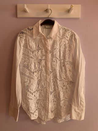 Camisa Zara bordada blanca
