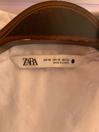 Camisa Zara bordada blanca