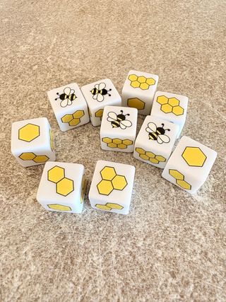 Set 10 Dadi D6 Api e Nido d'ape