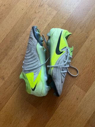 Botas de fútbol Nike Phantom GX gama alta
