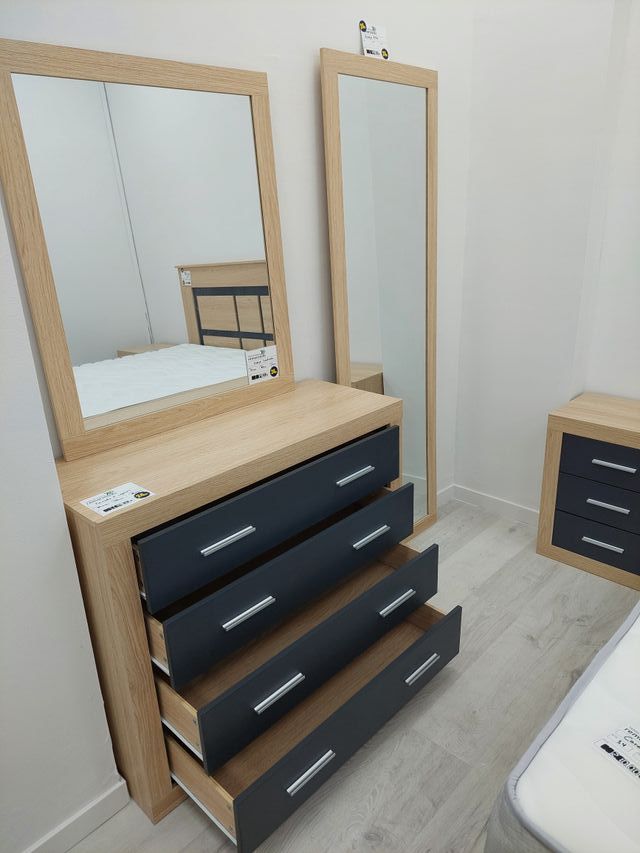 !!Cómoda con espejo NUEVO!!