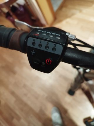 Bicicleta eléctrica plegable MEGAMO