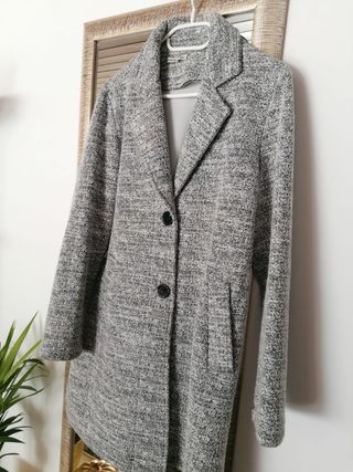 Cappotto autunnale grigio