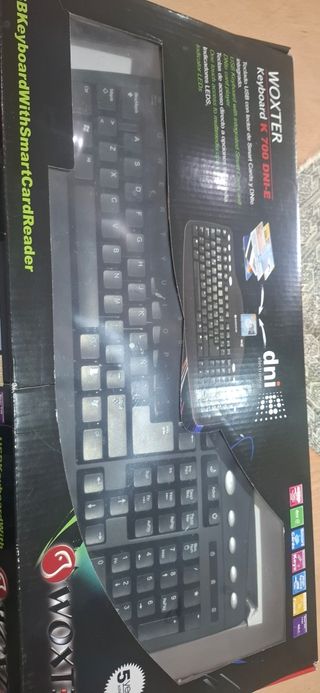 Teclado Woxter K700 DNI-E con Lector Smart Card