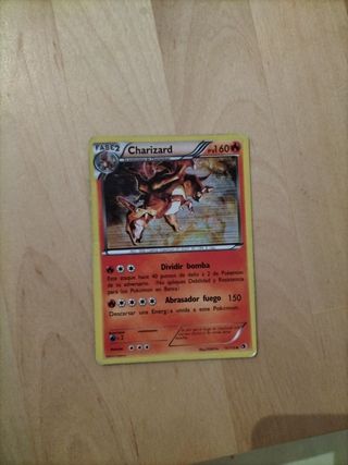 Carta Pokémon Charizard Fase 2