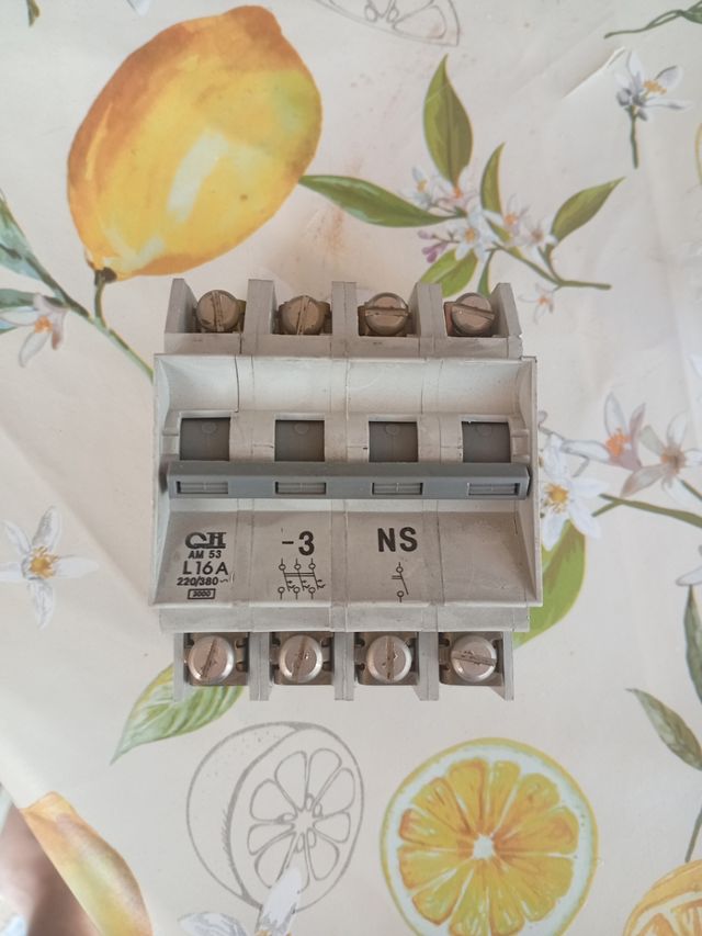 Magnetotermico Trifásico CH Am53 L16A 220/380