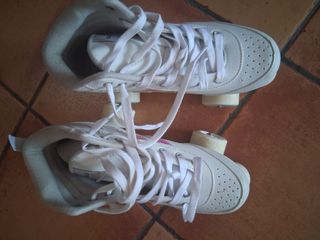 Patines mas bolsa. Uso 2 veces. N.38 están nuevos