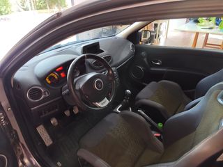 Renault Clio RS 2010