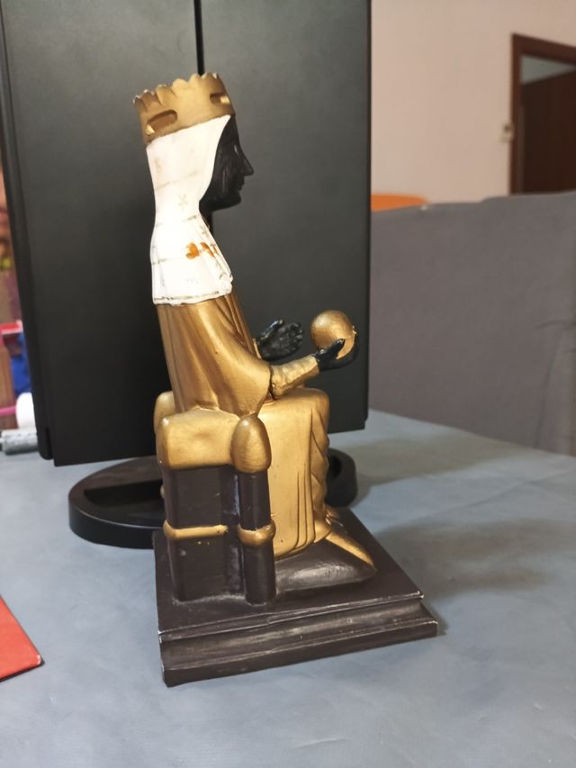 Virgen de Montserrat Negra