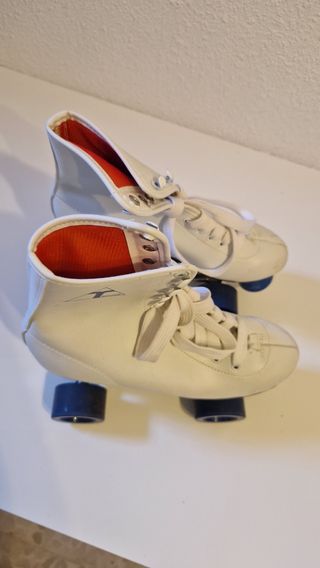Patines 4 ruedas blancos