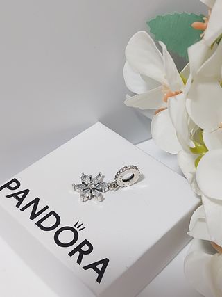 Charm Pandora Flor Circonitas Plata