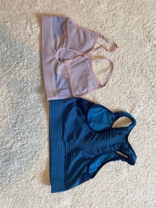 Conjunto 2 Tops Deportivos Nike Mujer