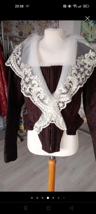 Traje de Fallera completo.