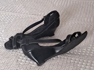 Sandalias Negras de piel