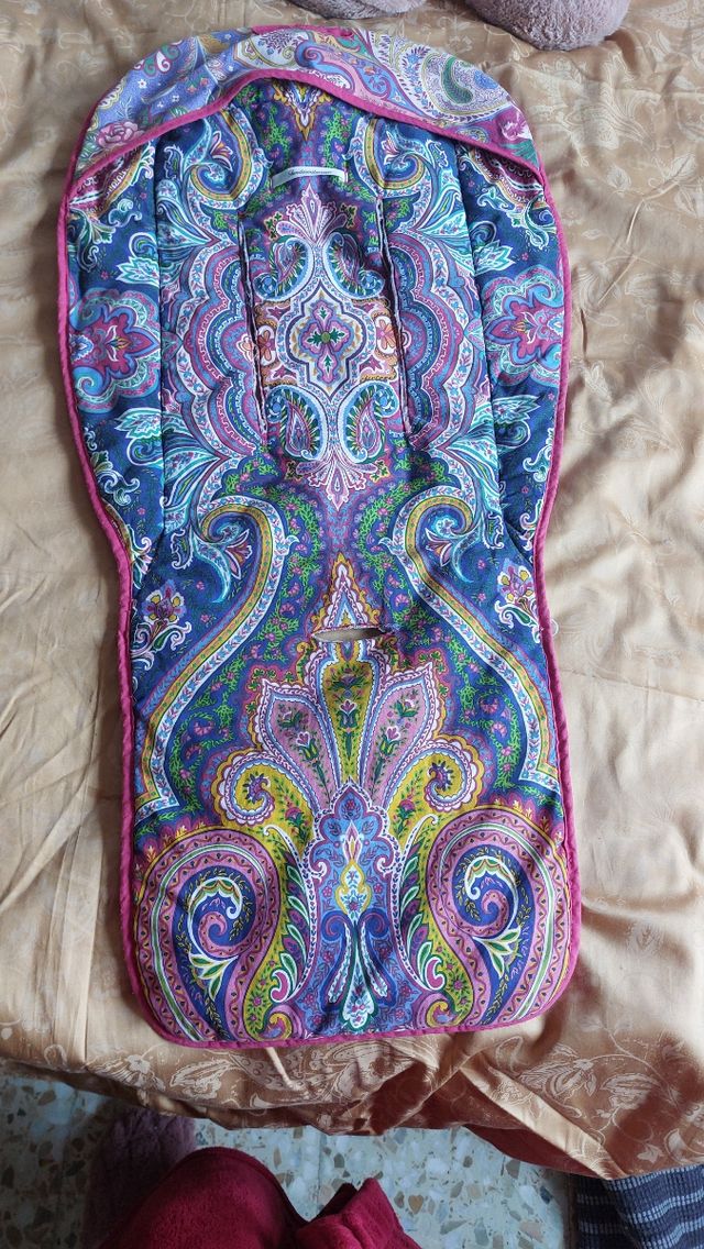 Funda reversible para silla de coche de bebé