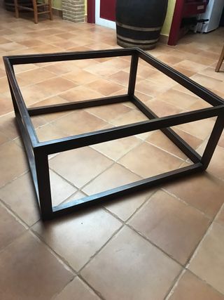 Mesa de centro de madera y cristal