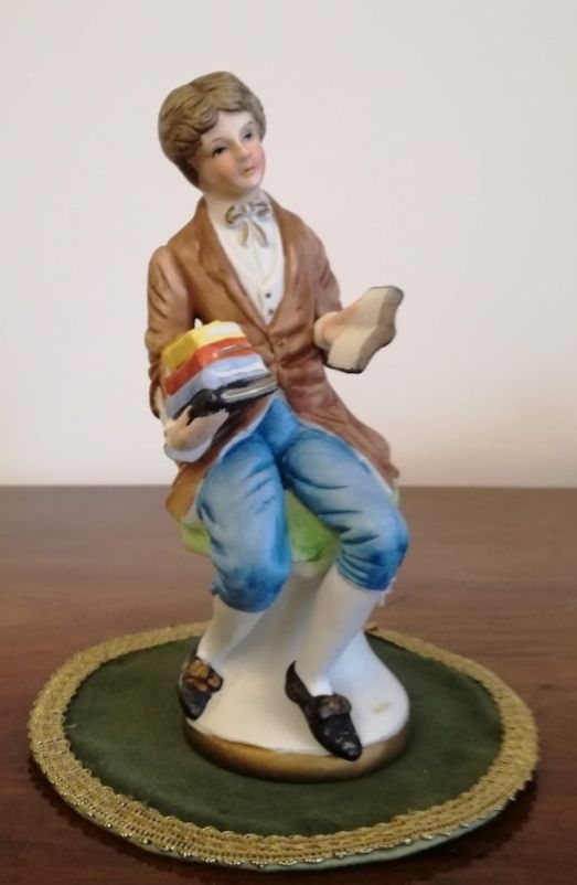 4 Porcellane Arredo Figure XX Secolo