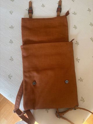 Mochila “casual” color melocotón