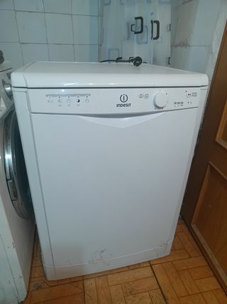 Lavavajillas Indesit