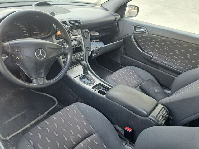 DESPIECE MERCEDES COUPE W203 2.2DCI REF611962(1165