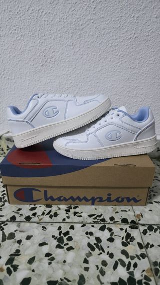 Zapatillas Champion Blancas y Azules