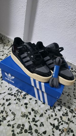 Zapatillas Champion Blancas y Azules