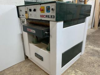 Maquinaria de carpintería.