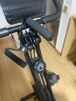 Bicicleta Estática Ajustable Negra