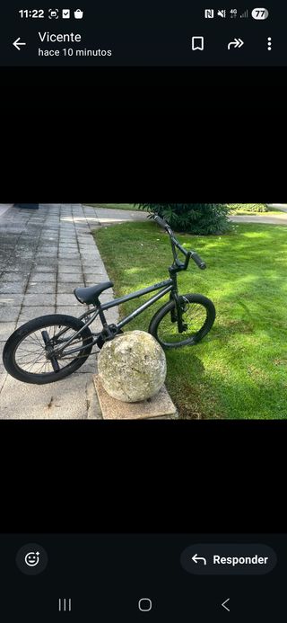 Bicicleta BMX Negra