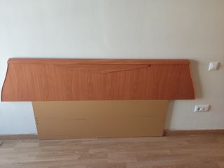 Se regala c
abecero de madera