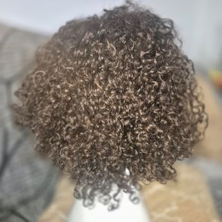 Nueva a estrenar 
Peluca Oncológica Pelo Humano Ca