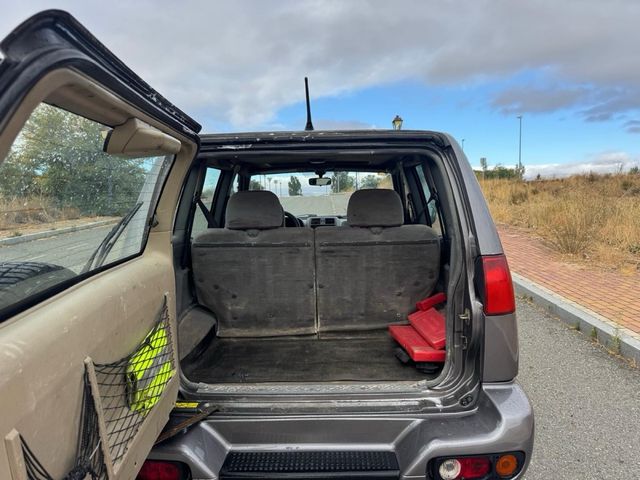 Nissan Terrano II 1998