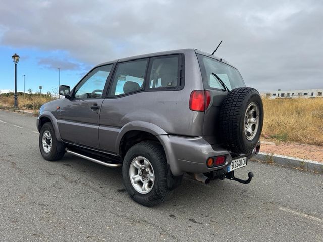 Nissan Terrano II 1998
