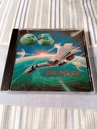 Q5 - Steel The Light (CD)
